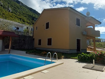 Izrada web stranice putem Apartmanice za kapitulac.com