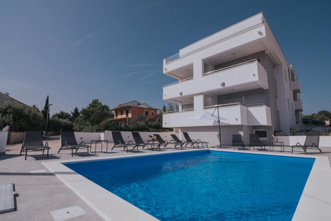 Izrada web stranice putem Apartmanice za villa-maro-novalja.com